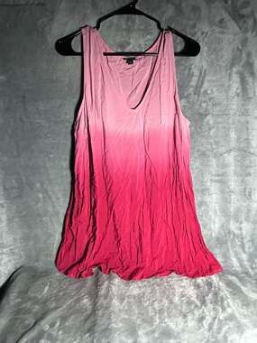 Torrid Pink Ombre V-Neck Tank Top